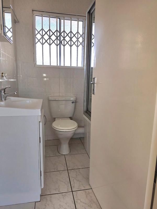 2 Bedroom Property for Sale in Beachfront Western Cape